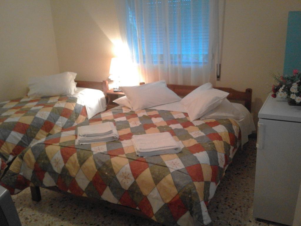 Captain'S Rooms Aegina Екстер'єр фото